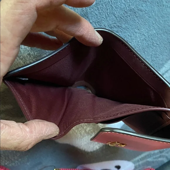 Coach Pink and Beige Signature Wallet new - Picture 11 of 14